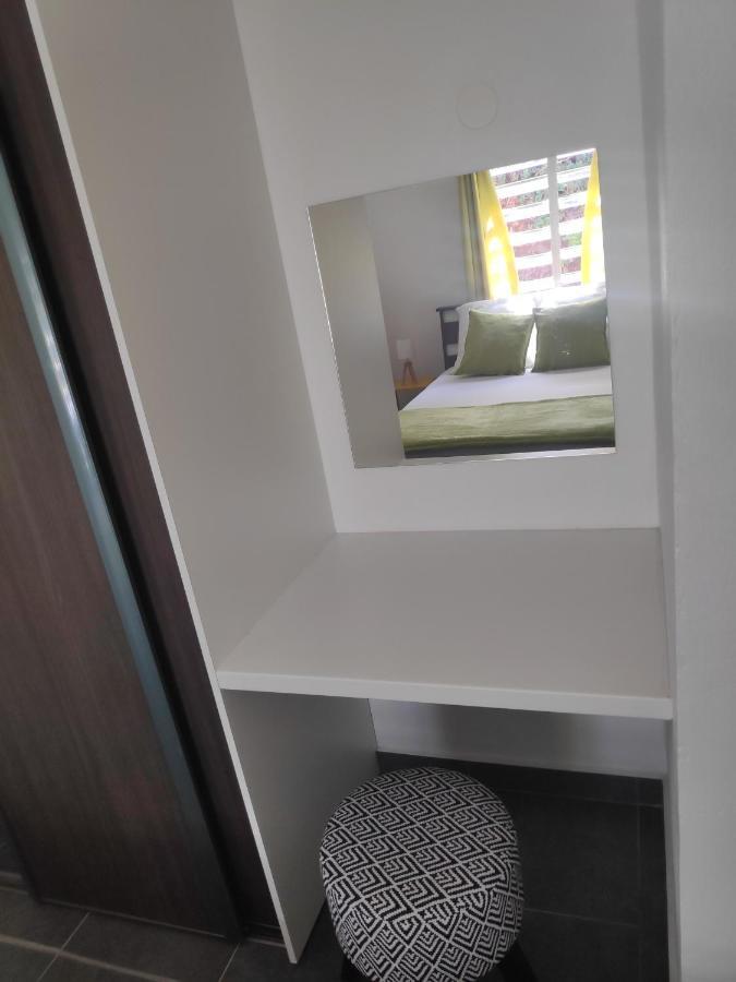 Les Galets Apartment Deshaies Exterior photo