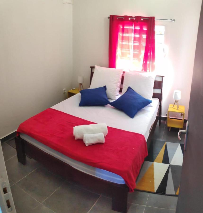 Les Galets Apartment Deshaies Exterior photo