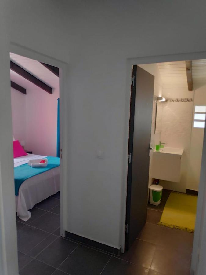 Les Galets Apartment Deshaies Exterior photo
